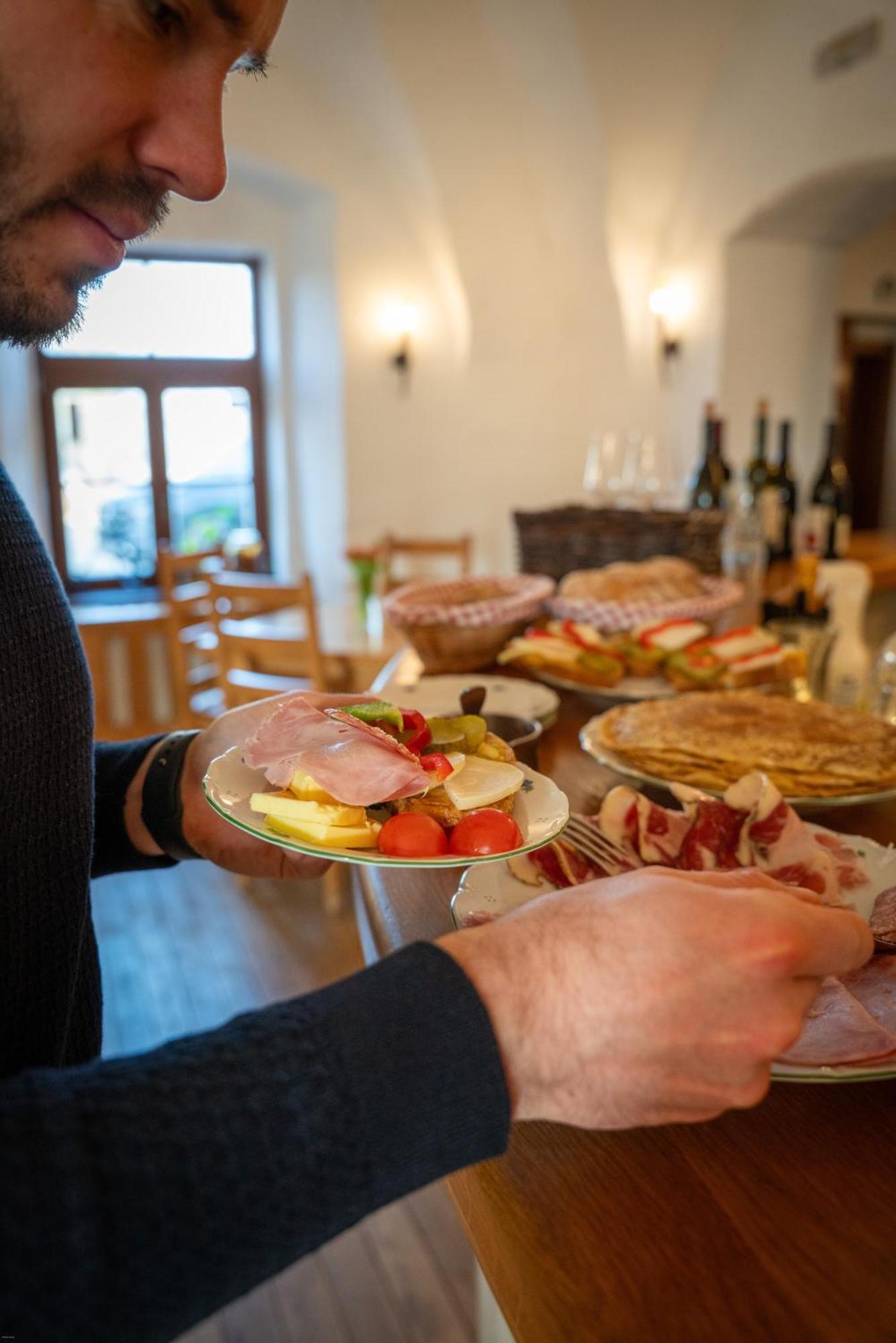 Hotel Horni Dvur Nove Mesto na Morave Zewnętrze zdjęcie